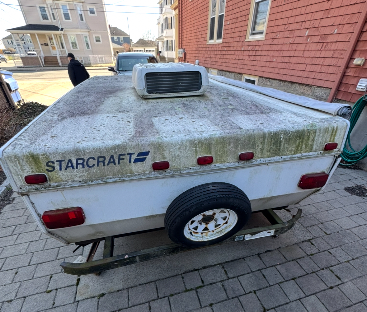 Motor home removal vehicle ready for RV disposal