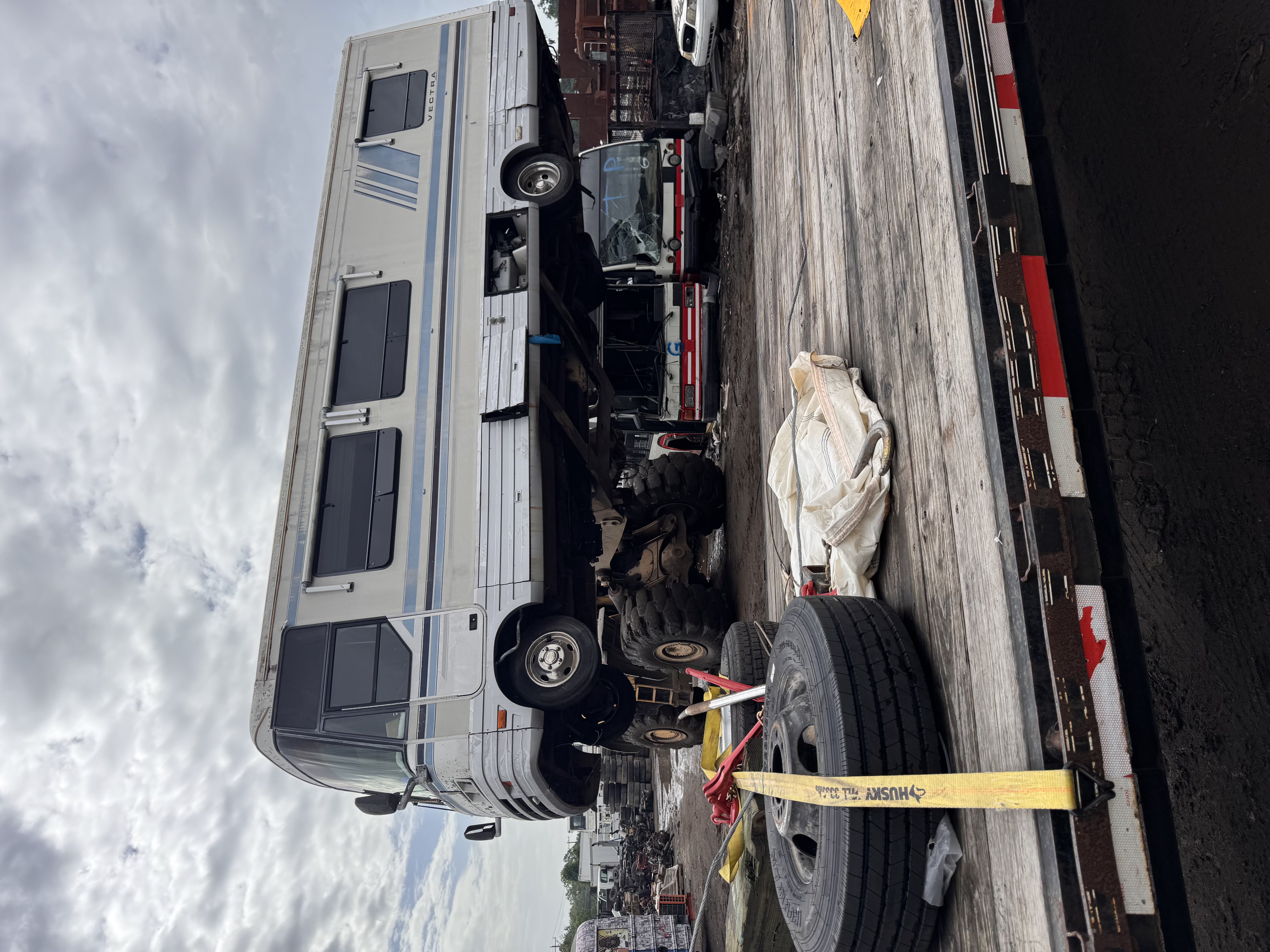 Motor home removal vehicle ready for RV disposal